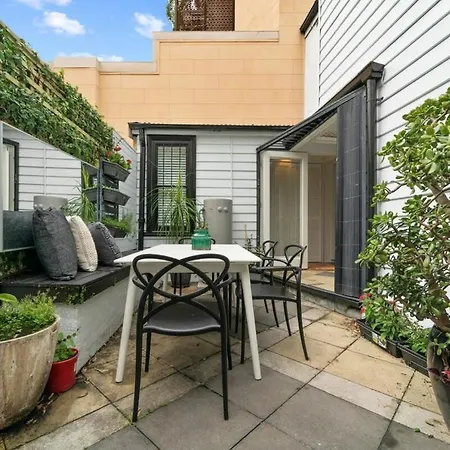 Perfect Laneway Terrace Surry Hills-3